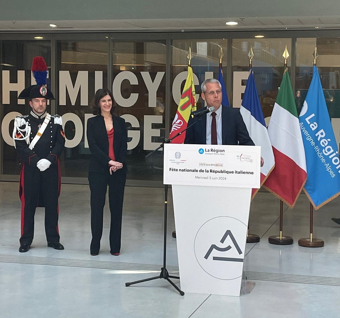 Philippe MEUNIER, Vice-président délégué aux relations internationales